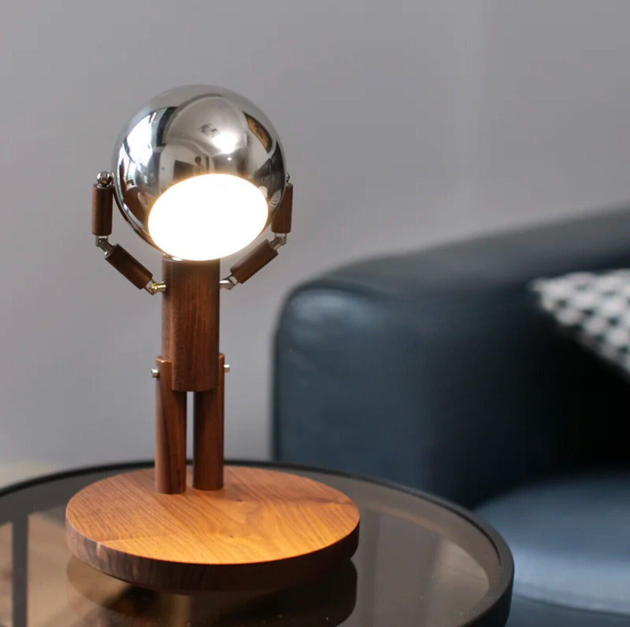 Wooden Robot Lamp