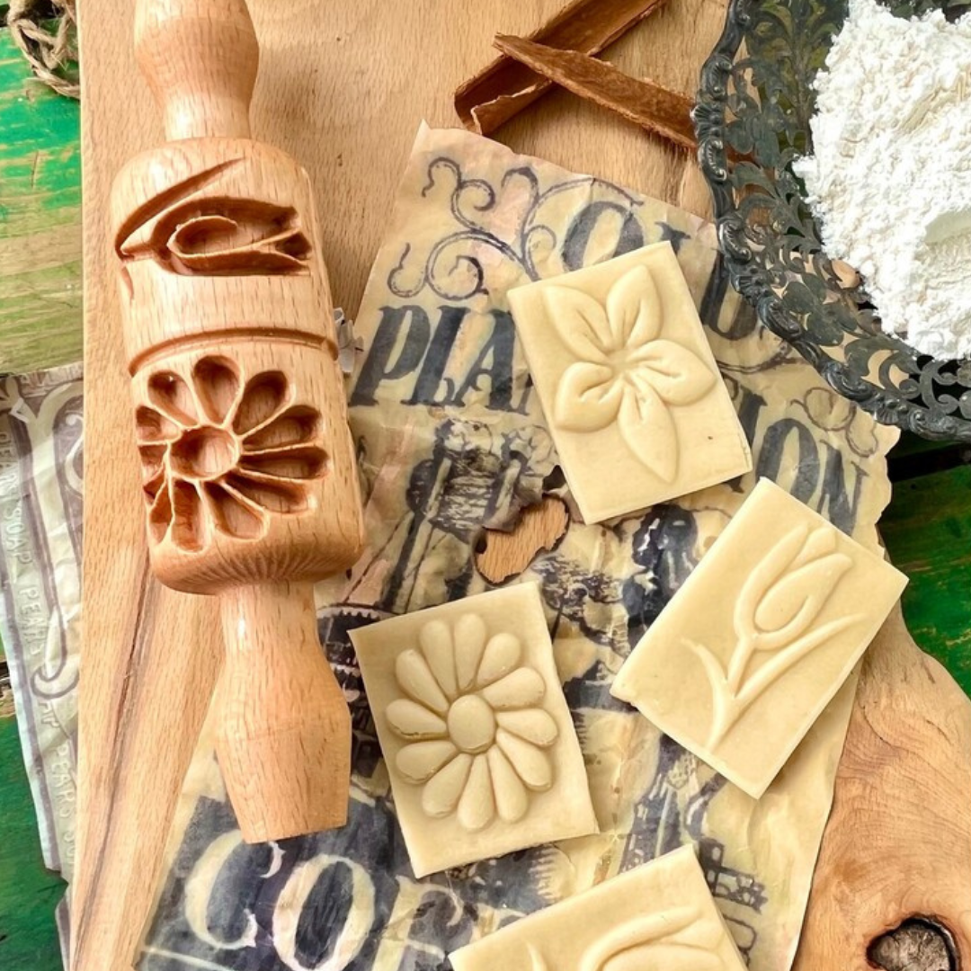 Set of 3 Small Embossed Rolling Pins with Pattern Gift for Moms, Cookie Cutters