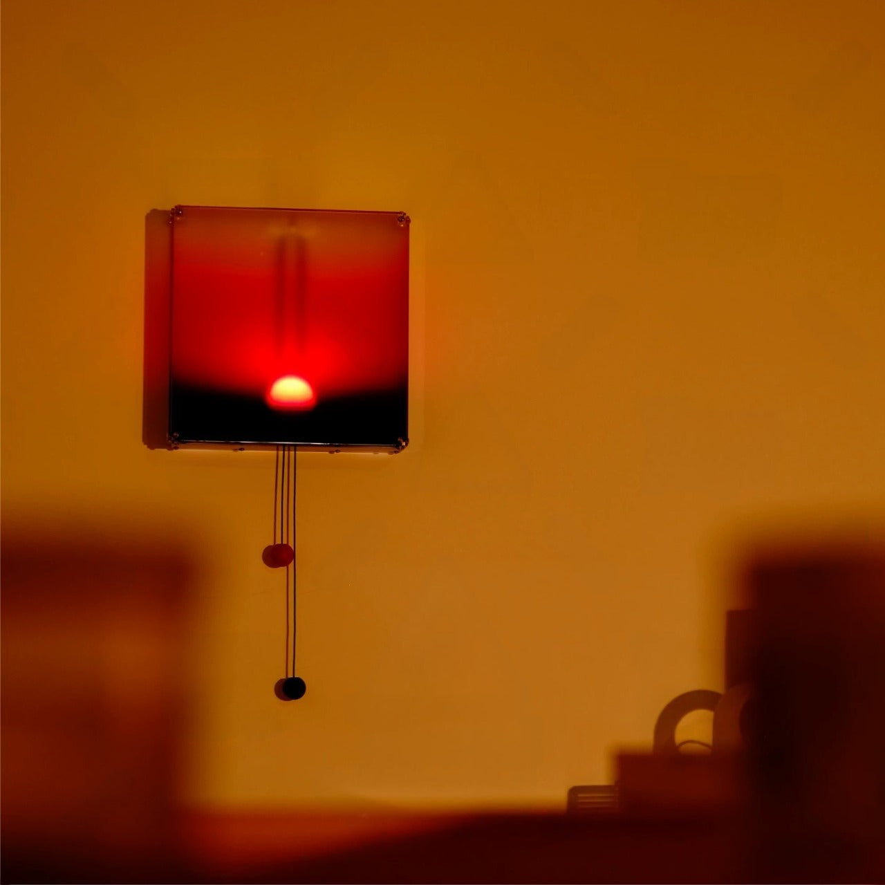 Original Kinetic Sunrise Lamp – Wall Light That Moves with the Sun