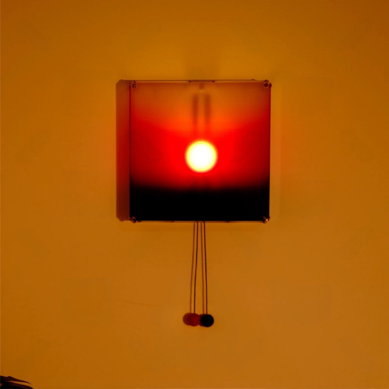 Original Kinetic Sunrise Lamp – Wall Light That Moves with the Sun
