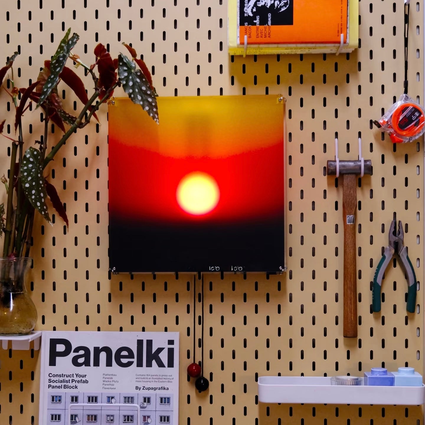 Original Kinetic Sunrise Lamp – Wall Light That Moves with the Sun