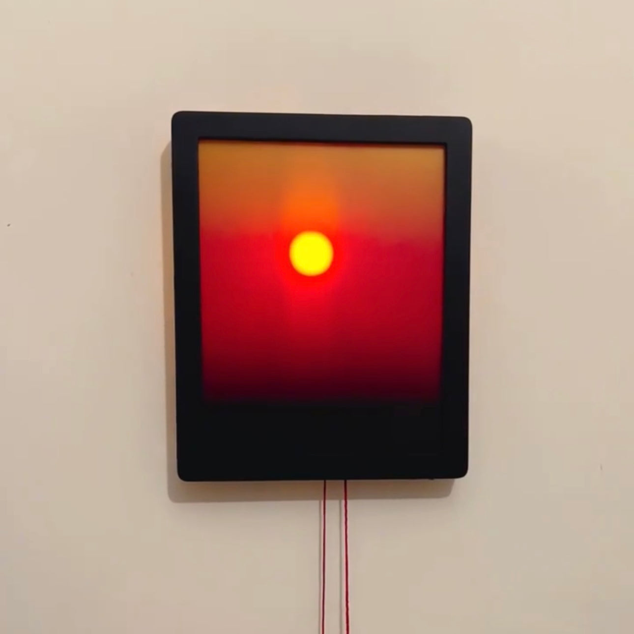 Original Kinetic Sunrise Lamp – Wall Light That Moves with the Sun
