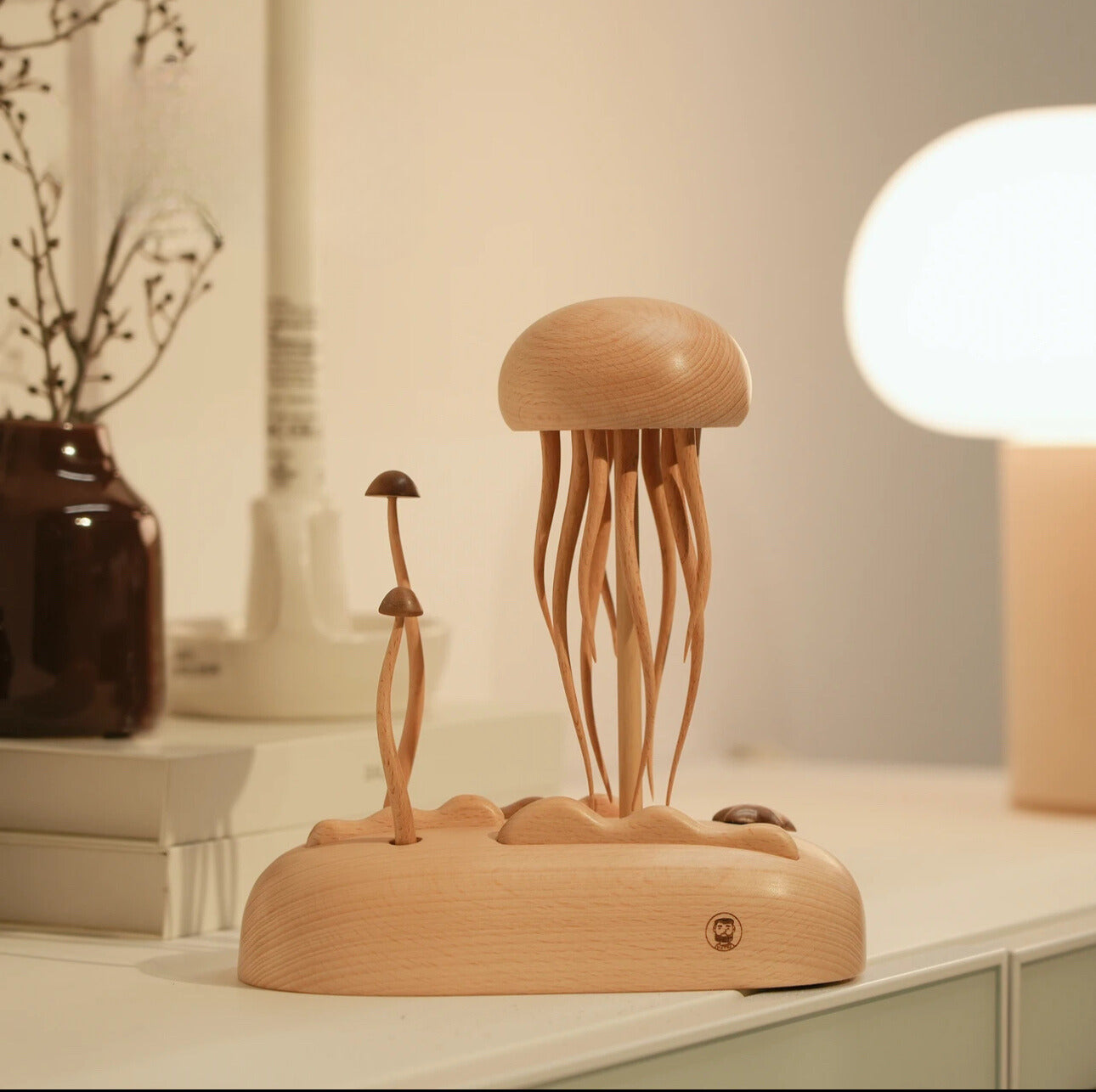 Original Ocean World Jellyfish Wooden Ornament - Natural Wood Exquisite Craftsmanship Unique Decoration Handmade Indoor Decor